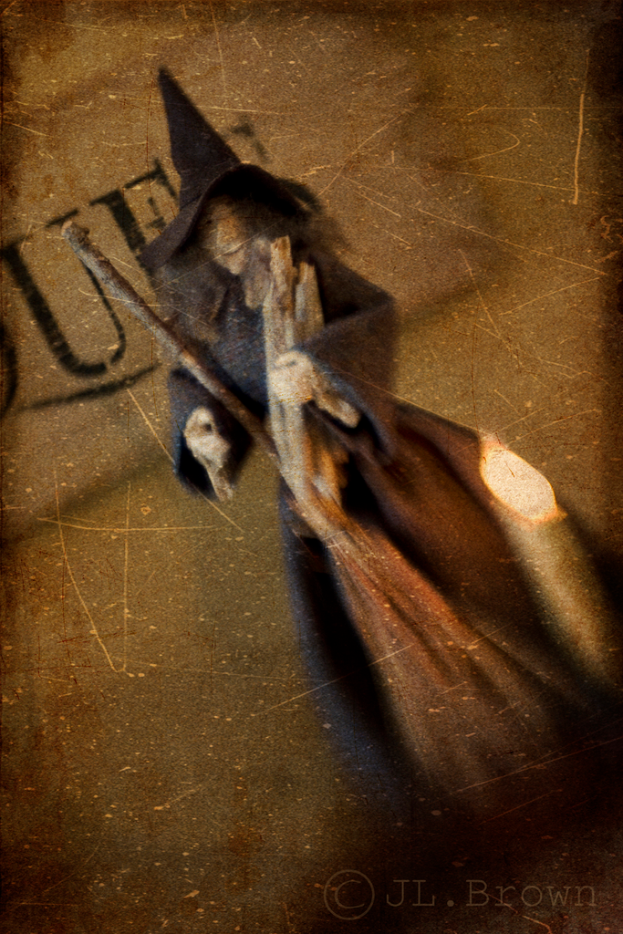 Ein Halloween-bedingtes Bild mit Text auf der Rückseite.