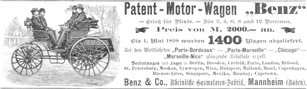 Werbung für ein Patent-Motorwagen mit zwei Personen im Fahrzeug, umgeben von Bäumen und zusätzlichem Text mit Fahrzeugdetails.