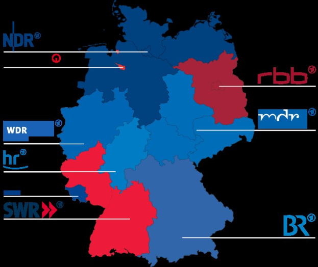 Karte von Deutschland mit Provinzen in rot und blau markiert, die die Ergebnisse der Wahl 2016 zeigen, einschließlich der Namen der Kandidaten und des Wahldatums.