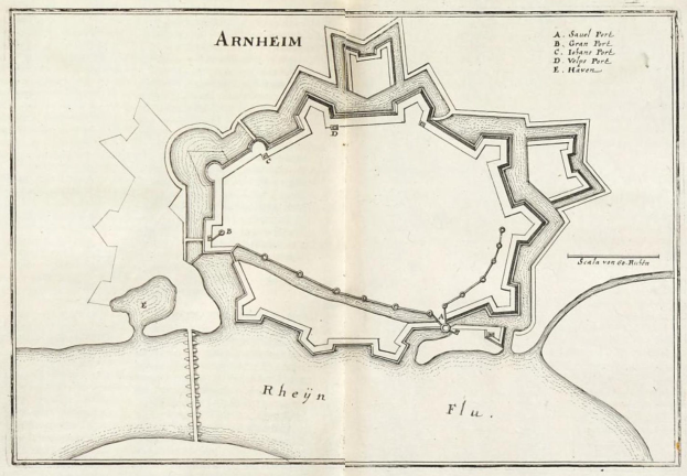 Ein detaillierter Stadtplan der Stadt Arnheim auf Papier, der Straßen, Gebäude und Sehenswürdigkeiten mit Textanmerkungen zeigt.
